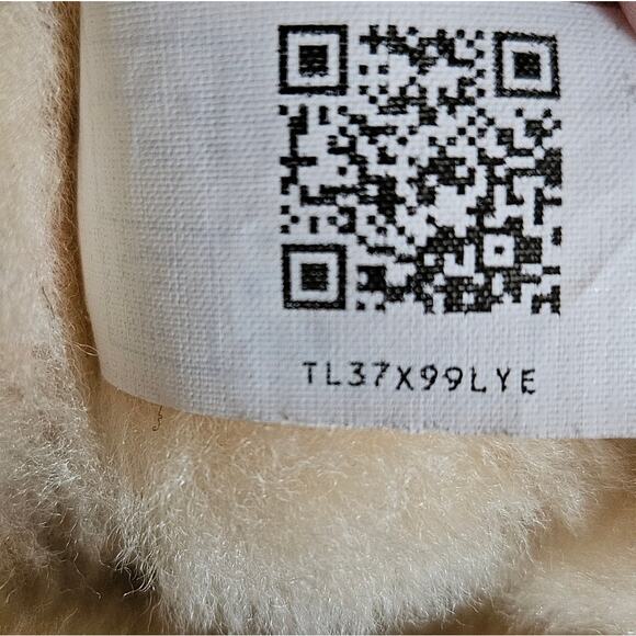 UGG Bailey Bow Tall Sheepskin Boots Chestnut Women’s 7 Flaws - Picture 11 of 11